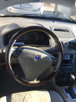 Predám Volvo xc90 suv - 13
