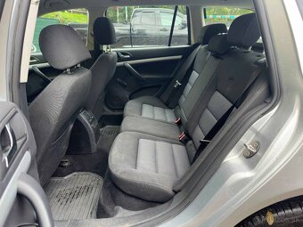 Škoda Octavia Combi - 13