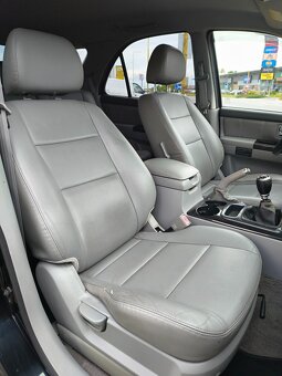 Kia Sorento 2.5 CRDi VGT EX - 13