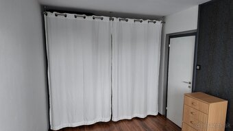 3izb byt so zariadením a lodžiou v kľudnom okolí - 13