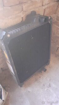 CHLADIČ- CASE IH-NEW HOLLAND - 13