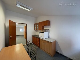 Lukratívne kancelárske priestory, 67 m2, klimatizácia, Trenč - 13