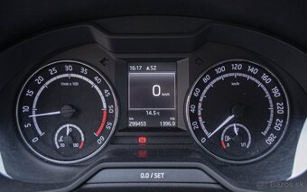 Škoda Octavia 3 Combi 2.0 TDI DPF RS - 13
