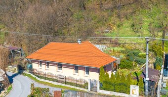 2i RD s krbom v centre mesta Žarnovica (ul. Partizánska) - 13