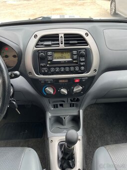 Toyota Rav4 D4-D 4x4 = 85kW, Bez korozie, Dovoz IT = - 13