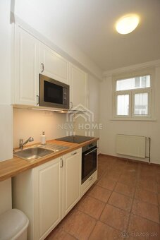 KARADŽIČOVA - 3,5 iz. byt v tehlovom dome max 4 osoby - 13