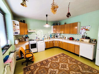 Na Predaj, Rodinný dom 240 m2, s 2 garážou, Hontianske Nemce - 13