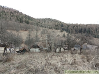 Pozemok so starým domom v obci Brieštie - 13