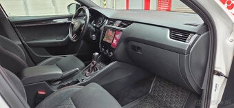 Škoda Octavia Combi RS 4X4 2.0TDi 6-stupňová DSG bez AdBlue - 13