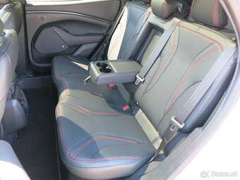 Ford Mustang Mach-E 75,7kWh Premium AWD 269PS - DPH - 13