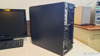 Core i5 7400 3.00GHz/16GB DDR4/SSD+HDD/RX 470 8GB/Win11. - 13