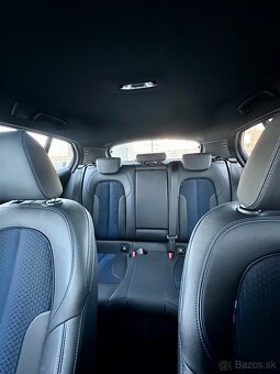 BMW 118i M-sport - 13