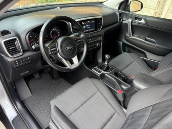 KIA SPORTAGE 1.6 GDI GOLD / 21 000 km / NEBÚRANÉ / 1.MAJITEĽ - 13