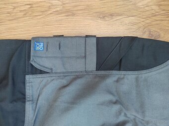 {30} Pracovné nohavice Projob - 13