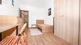 Prenajmeme prerobený 3 izbový byt za cenu 2 izboveho na zači - 13