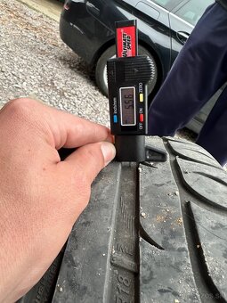 Elektróny s pneu 245/45 R18 - 13