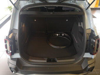 Renault  R4 E-Tech - 52 kWh (150 Hp) Electric - 13