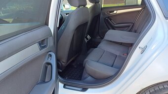 Audi A4 B8 Avant (Combi) 2.0 TDI 105kw Manual 6st. r.v.2011 - 13