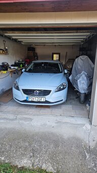 Volvo V40 2.0 benzín, r.v. 2015 - 13