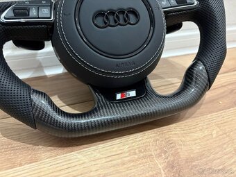 RS AUDI VYHRIEVANY KARBONOVY VOLANT S RS PADLAMI - 13