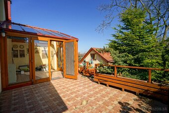 Dvojgeneračný podpivničený dom,zimná záhrada, 2x garáž,Rajka - 13