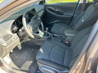 Hyundai i30 CW Family 48V Mild Hybrid 1,5T-GDi 117KW MT/6 - 13
