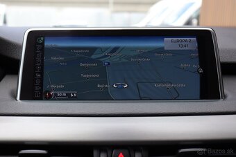 BMW X5 xDrive30d A/T M paket, Nočné vid., Head up, SR.Perleť - 13