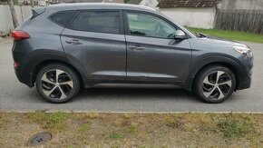 Hyundai tuscom - 13
