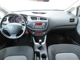 Kia Cee´d SW 1.6 GDI LX/Silver s odp. DPH - 13
