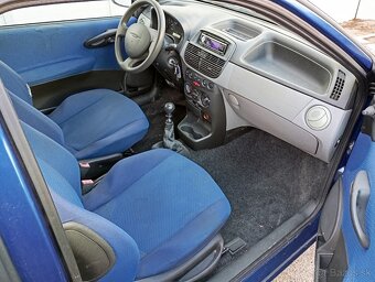Fiat Punto 1,2 i rok 2002 44kw - 13