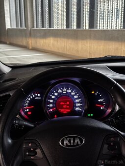 Kia Ceed 1.4i CVVT 2013 - 13