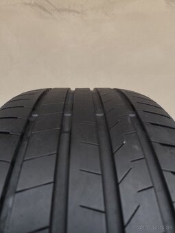 285/40R21 Bridgestone Alenza 001 - 13