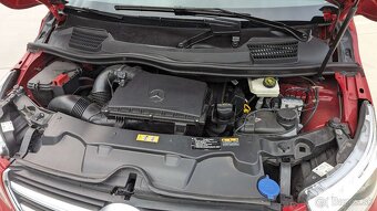 Mercedes v class trieda v 200d compact 7-miestny - 13