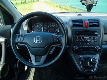 Honda CR-V 2.2 i-DTEC, 110kW, TOP STAV, GARÁŽOVANÉ - 13
