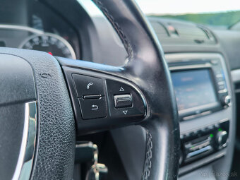 Škoda Octavia Combi 2.0TDI Elegance 2011 - 13