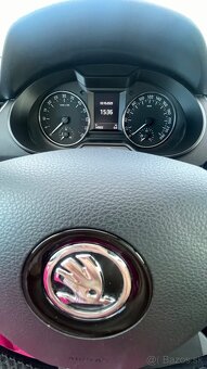 Octavia 1.6 TDI JOY DSG - 13