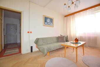 NA PREDAJ | 2 izbový byt s balkónom, 56 m2, sídlisko Západ - 13