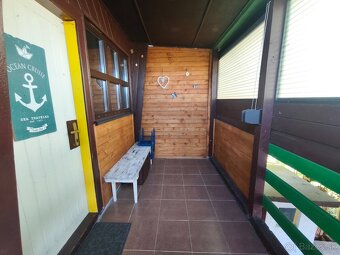 Záhradná chatka v záhradkárskej oblasti - 13