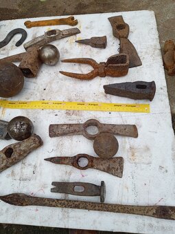 Staré vecičky na dekoráciu - 13