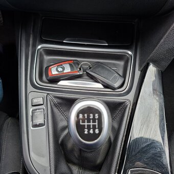 BMW Rad 3 Touring 316d - 13