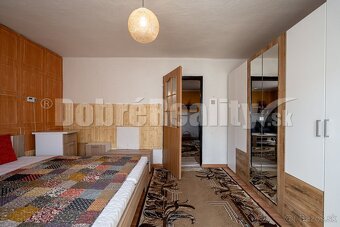 REZERVOVANÝ: Rodinný dom na rekonštrukciu, 147 m2, Beňuš, ok - 13