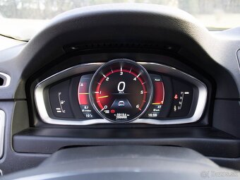 Volvo V70 AWD 2.4 Inscription - 13