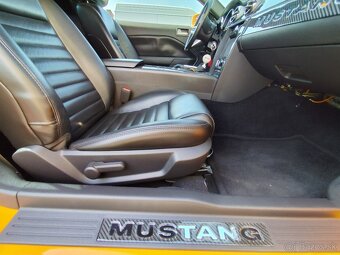 Ford Mustag GT 4,6 V8 - 13