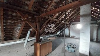 PREDAJ, 4 i RD, pozemok 721 m2, Šaštín, okres:Senica, ZNÍŹEN - 13