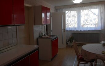 3 izb. RD, pozemok  2 160 m2  v Drahovciach - 13