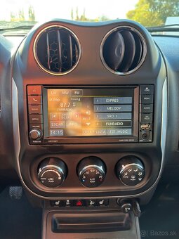 Jeep Compass 2.2L I4 CRD Limited 4x4 - 13