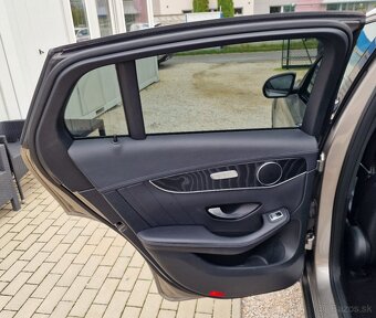 MERCEDES-BENZ GLC SUV 250D 4MATIC A/T - 13
