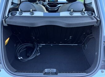 FIAT 500e 87kW, biely interiér - 13