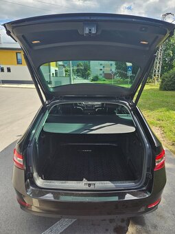 Škoda Superb Combi L&K 4x4 DSG - 13