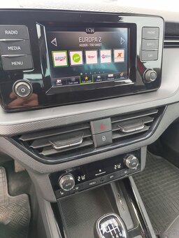 Škoda Kamiq 6-st manuál, benzín, 85kw, rv 7/2020, 74000 km - 13